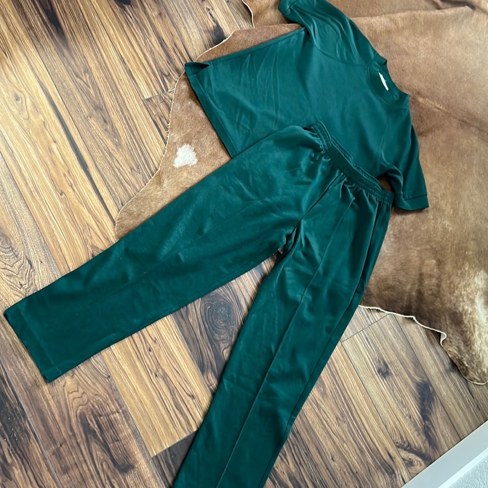 Green Two piece pants loungewear set, size M